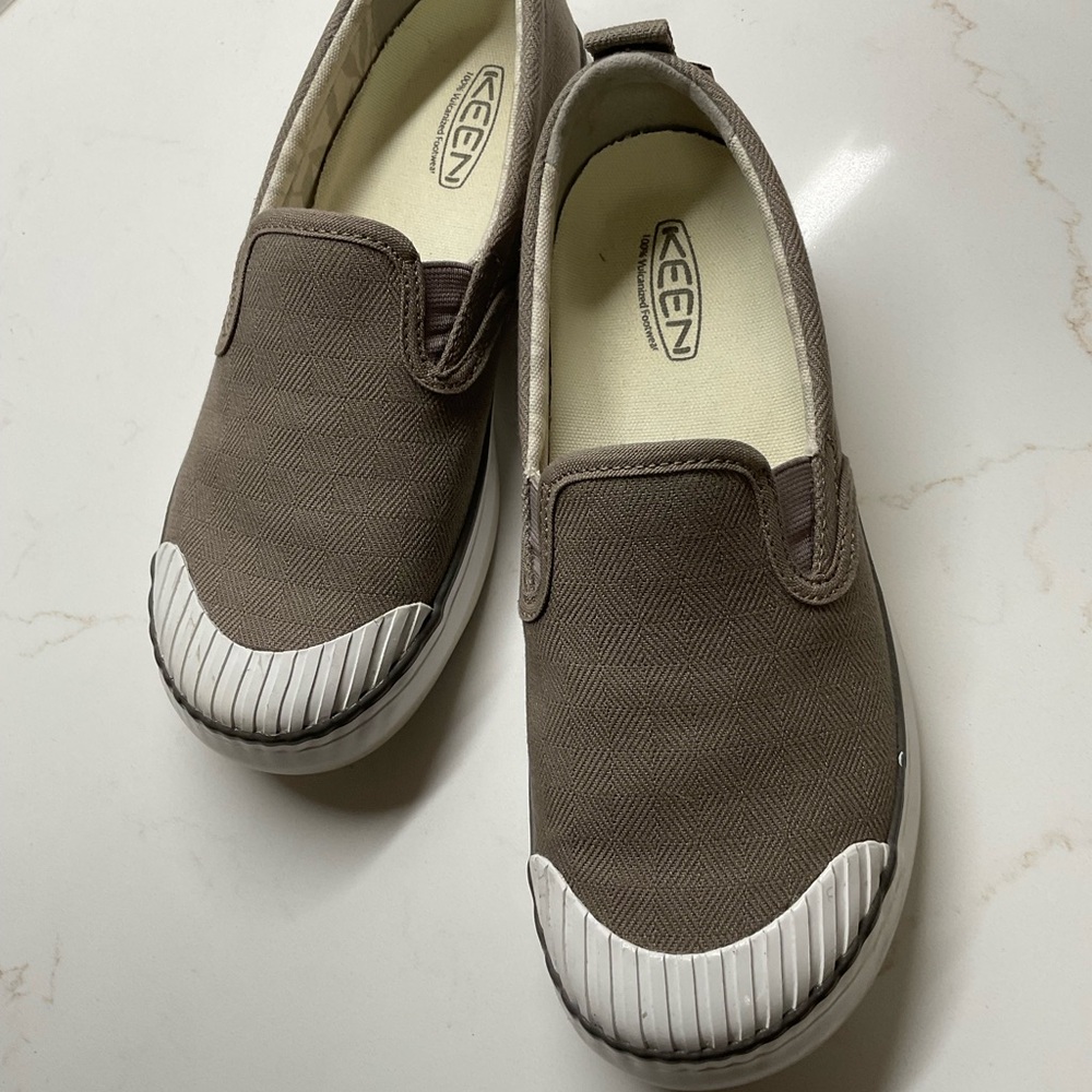 Keen Women's Elsa Slip-On Shoes - Color:  Brindle - Picture 3 of 6